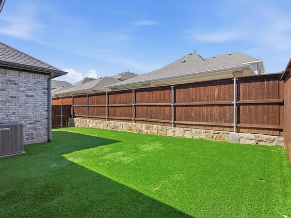 $575,000 | 972 Rebecca Drive, Allen, TX 75013