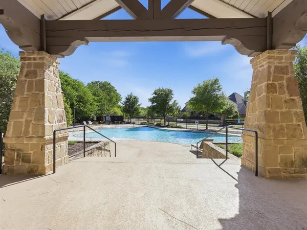 $575,000 | 972 Rebecca Drive, Allen, TX 75013