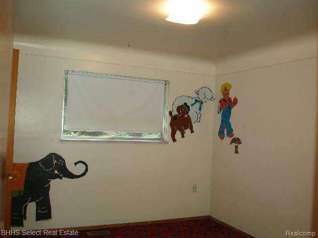 22330 Bell Road New Boston, MI 48164 - Photo 17 of 34 P8210025.jpg