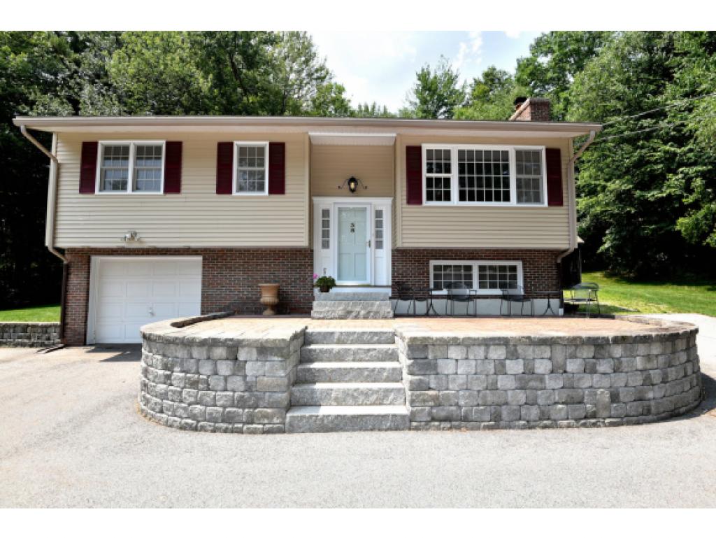 38 Holbrook Road Bedford, NH 03110 - Photo 1 of 30