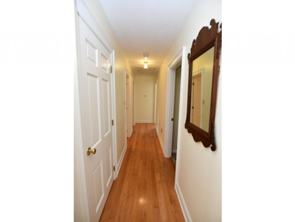 38 Holbrook Road Bedford, NH 03110 - Photo 12 of 30