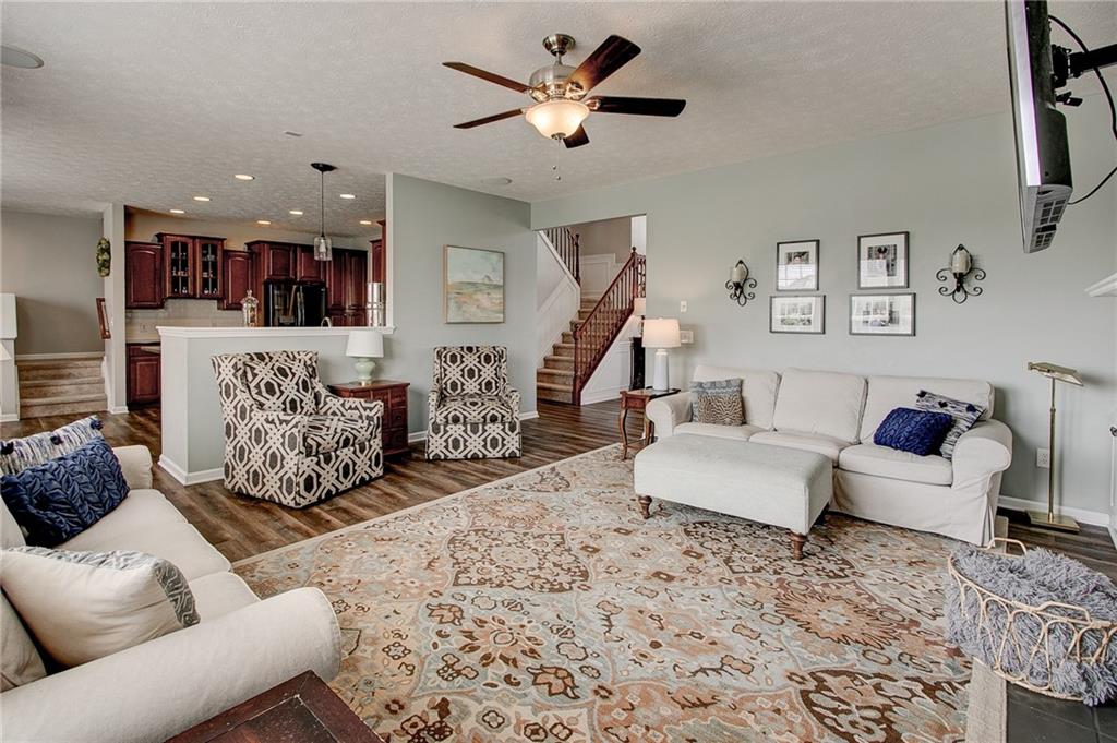 10299 Ranford Boulevard Fishers, IN 46040 - Photo 12 of 51 Gallery Image 12