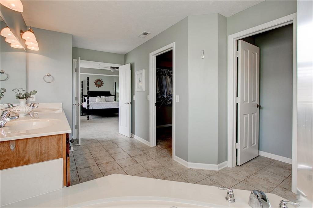 10299 Ranford Boulevard Fishers, IN 46040 - Photo 30 of 51 Gallery Image 30