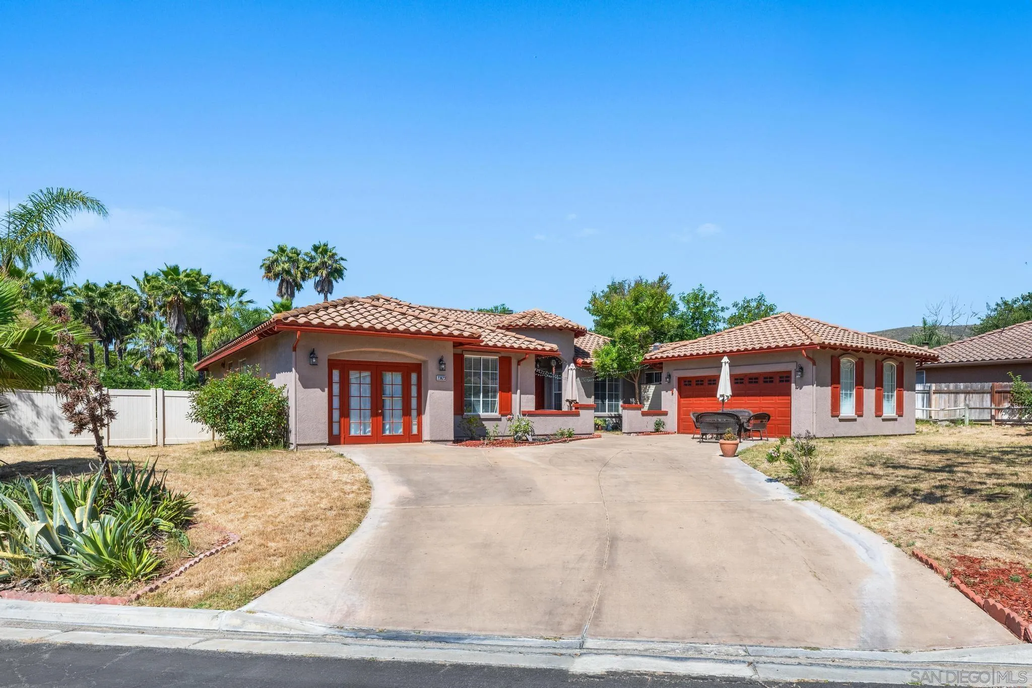 23623 Isla Del Rey Ramona, CA 92065 - Photo 2 of 52 Gallery Image 2