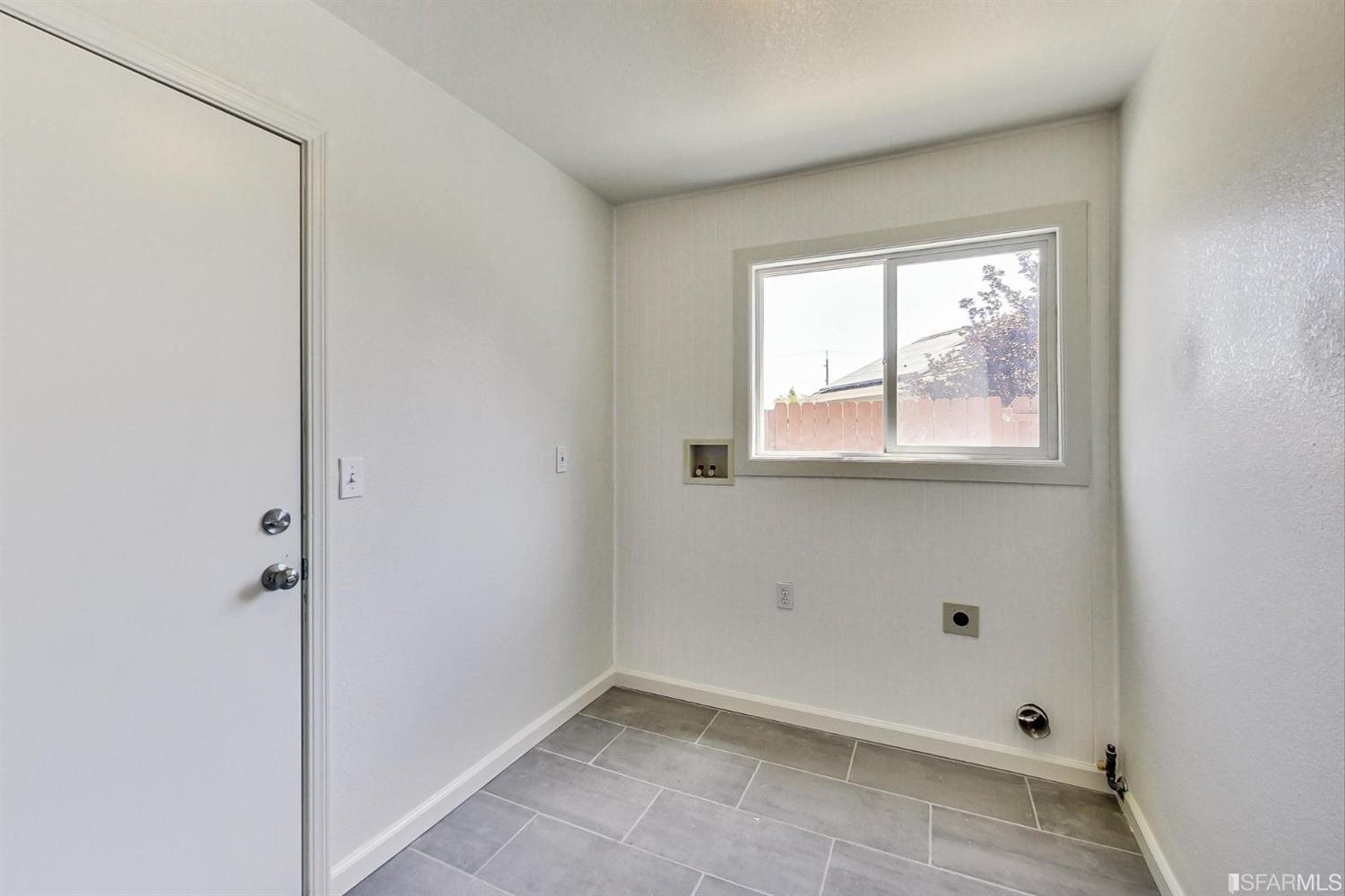 636 Ridgecrest Circle Livermore, CA 94551 - Photo 15 of 38 Gallery Image 15