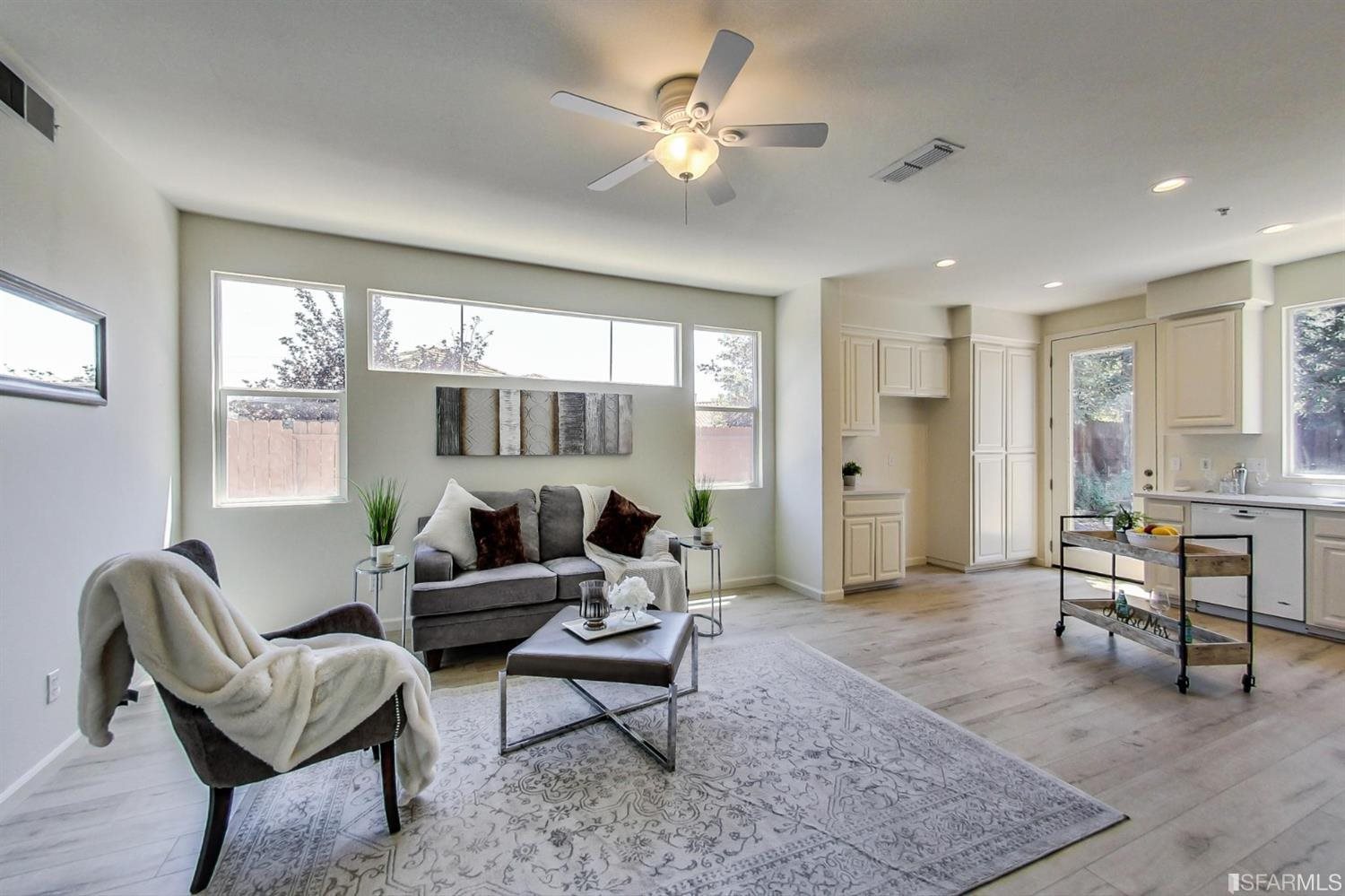636 Ridgecrest Circle Livermore, CA 94551 - Photo 9 of 38 Gallery Image 9
