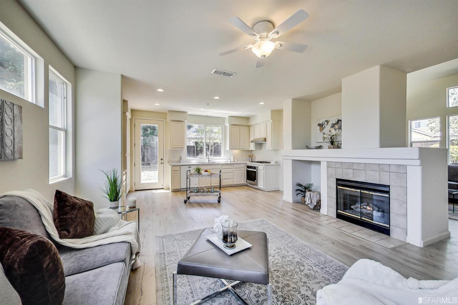 636 Ridgecrest Circle Livermore, CA 94551 - Photo 10 of 38 Gallery Image 10
