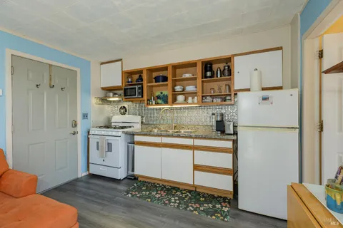 $3,310,000 | Undisclosed Address, Albion, CA 95410