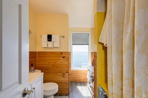 $3,310,000 | Undisclosed Address, Albion, CA 95410