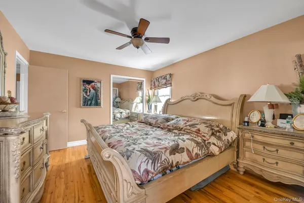 $1,599,000 | 138-10 11th Avenue | Whitestone
