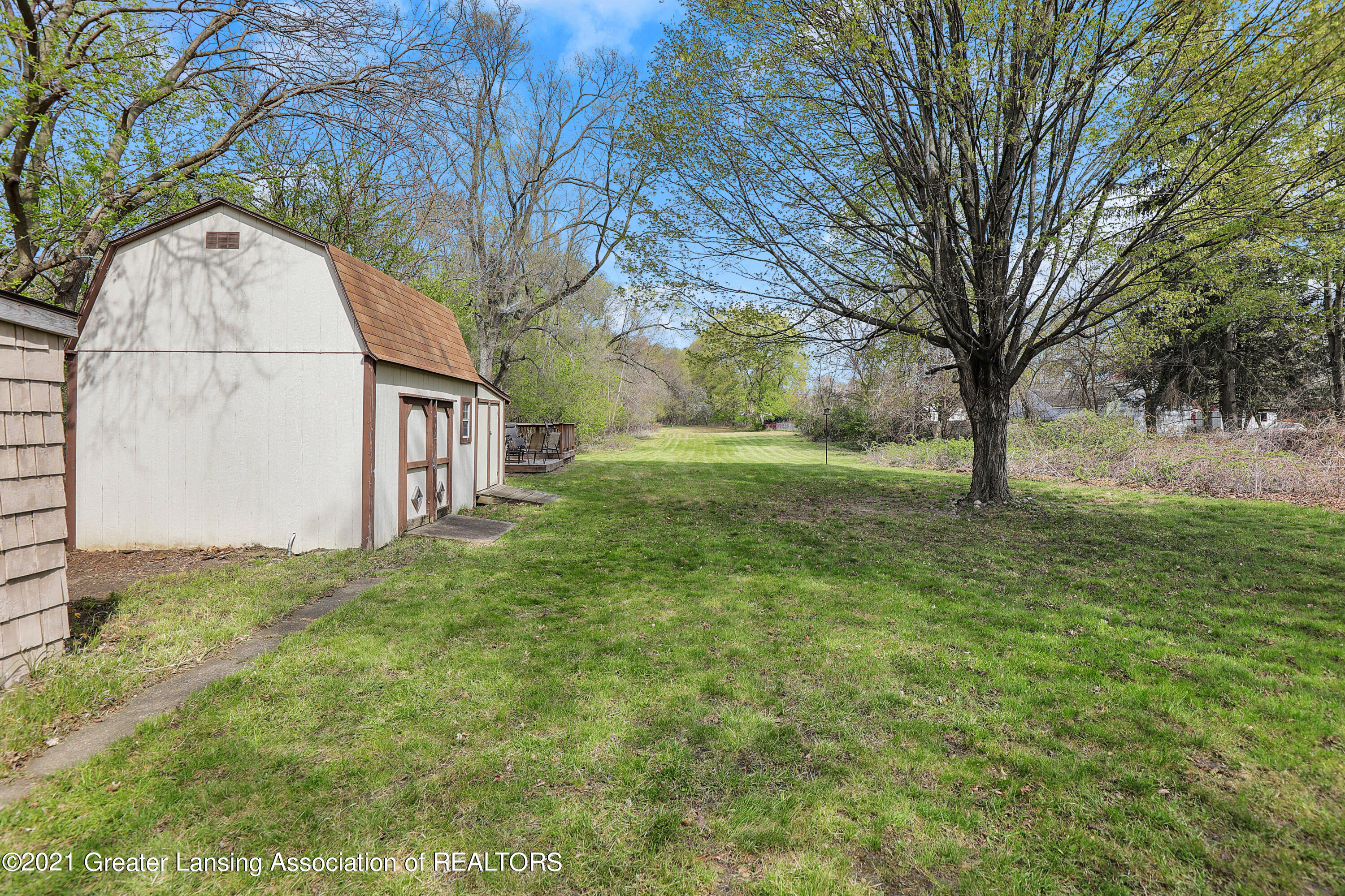 6823 Cooper Road Lansing, MI 48911 - Photo 23 of 30 9I3A9188
