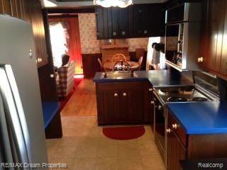 156 Biltmore Street Inkster, MI 48141 - Photo 9 of 17 IMG_0562.jpg