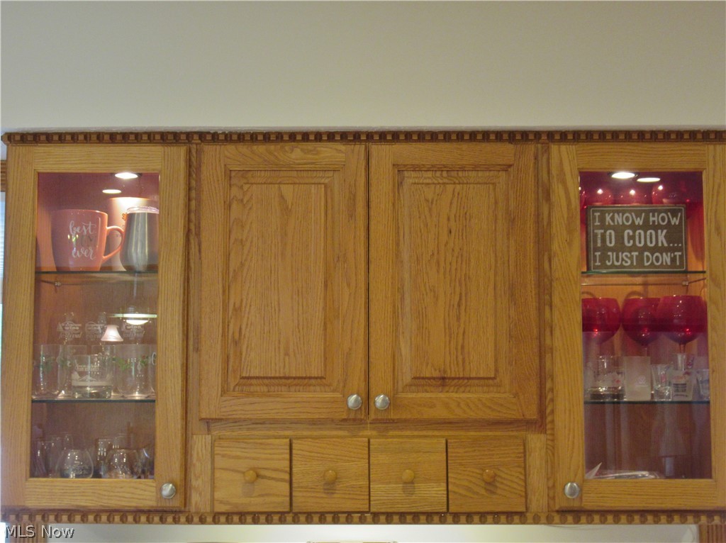 6536 Lake Road Medina, OH 44256 - Photo 9 of 35 Lighted cabinet