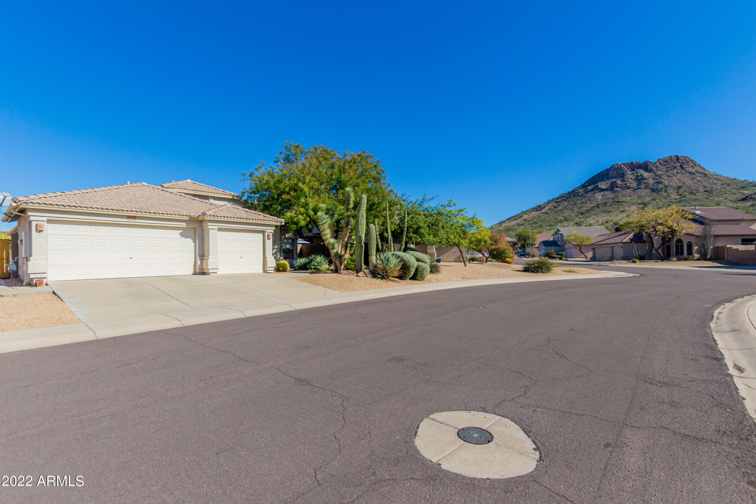 6520 West Briles Road Phoenix, AZ 85083 - Photo 3 of 64 04 - Briles