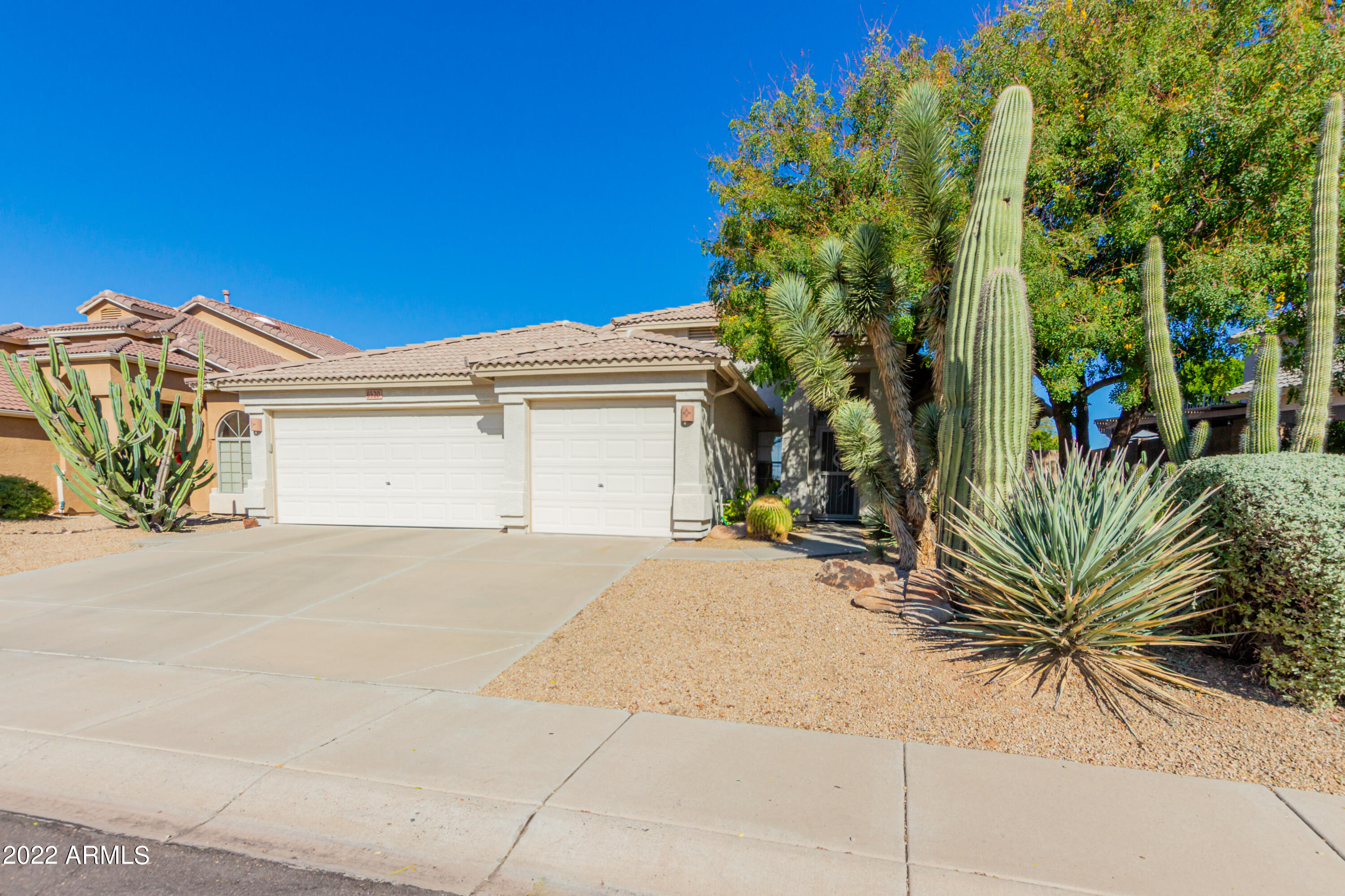 6520 West Briles Road Phoenix, AZ 85083 - Photo 7 of 64 08 - Briles