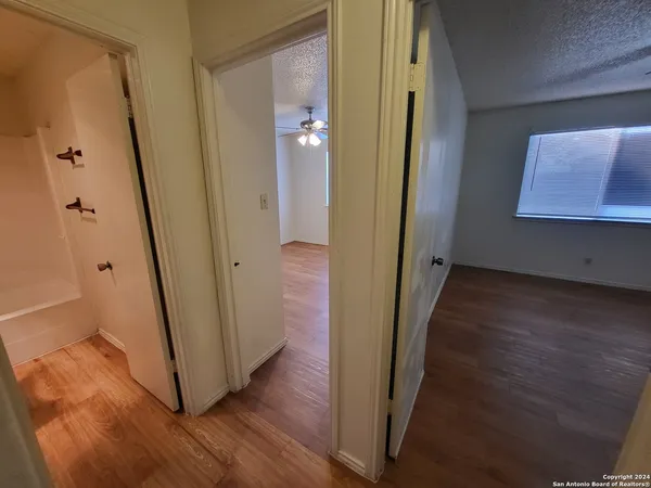 $1,185 | 8936 Golden Brook, San Antonio, TX 78250