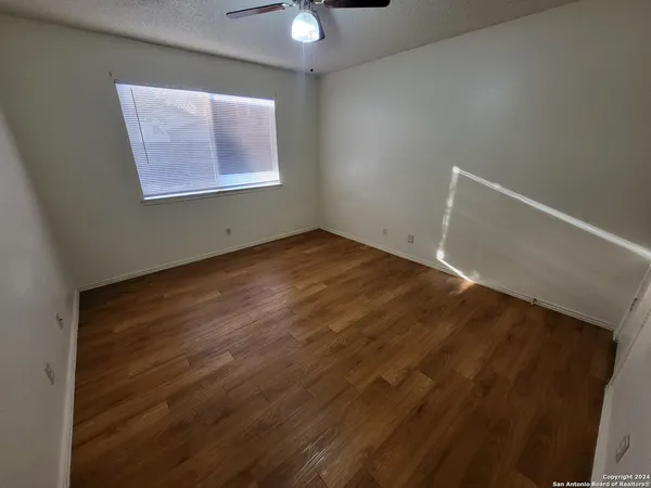 $1,185 | 8936 Golden Brook, San Antonio, TX 78250