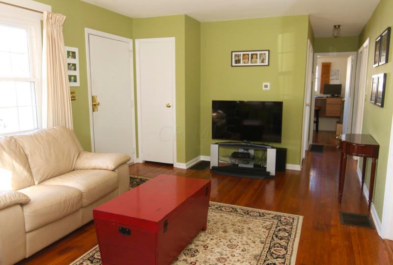 421 Chase Road Columbus, OH 43214 - Photo 21 of 26 Gallery Image 21