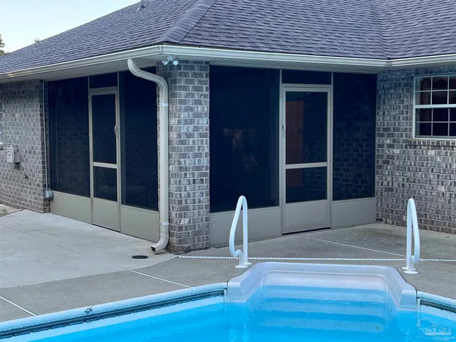 $392,500 | 5819 Hermitage Circle, Milton, FL 32570