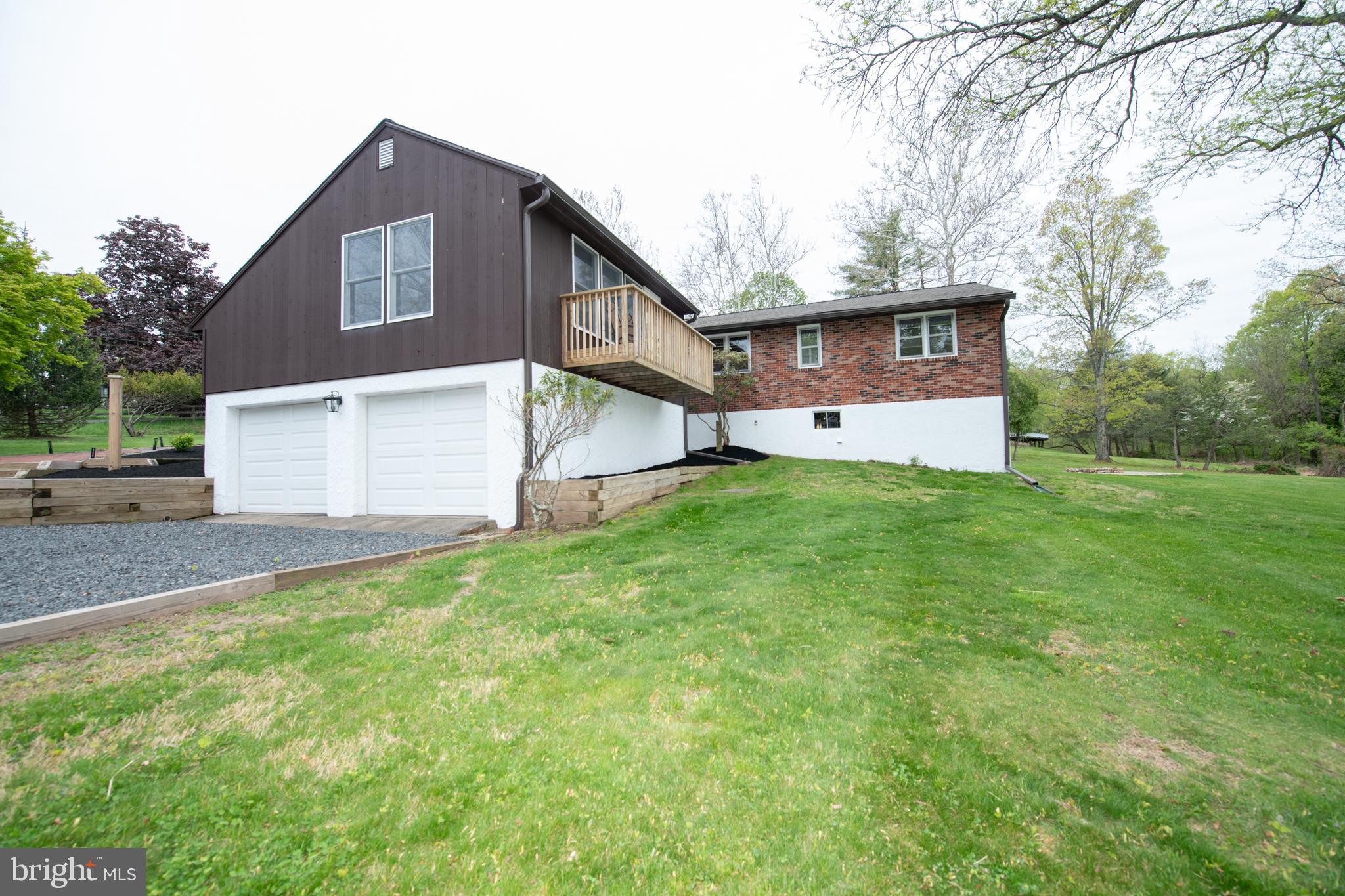 423 Brownsburg Road, Unit W Newtown, PA 18940 - Photo 35 of 109 Side of house
