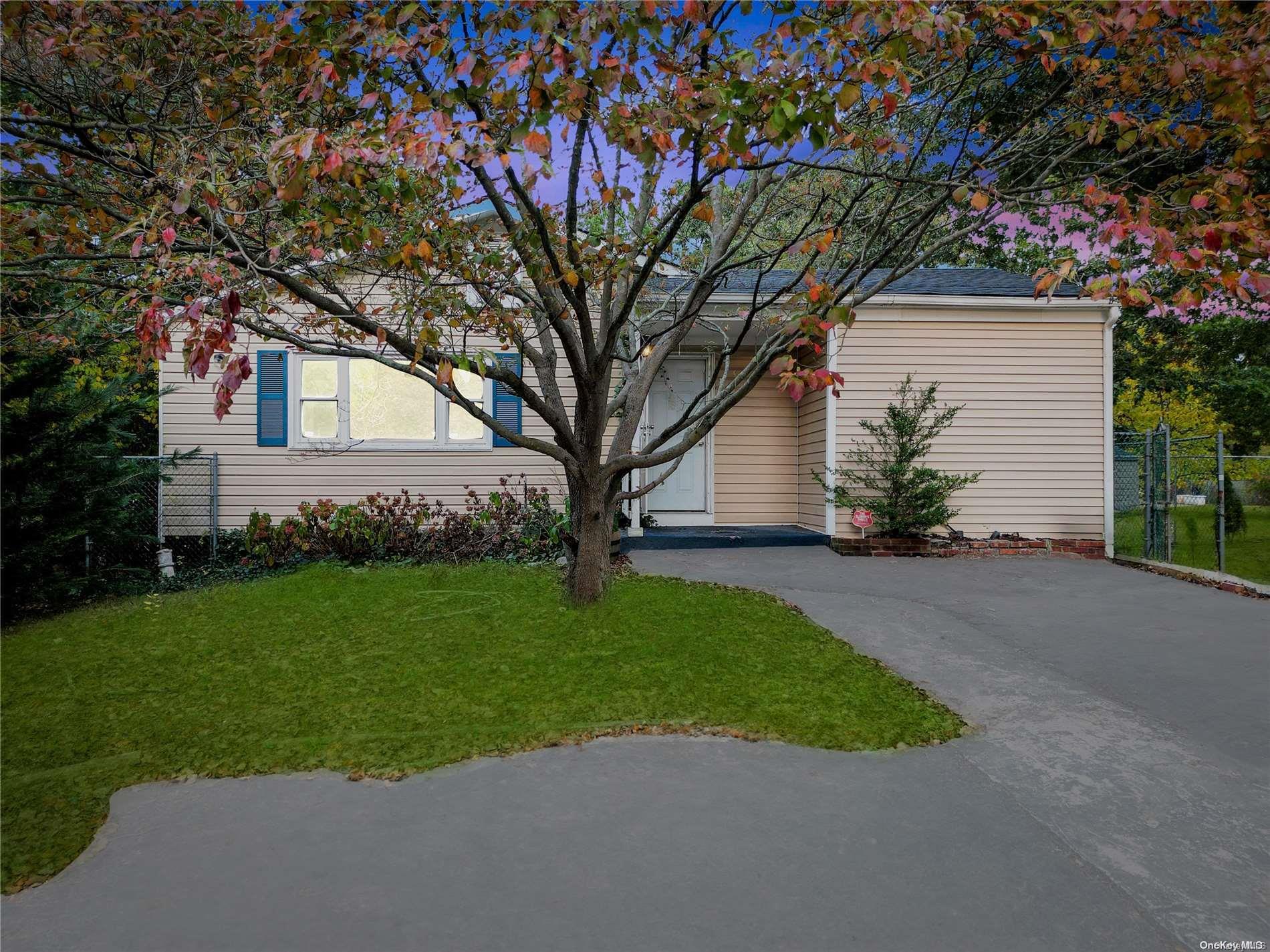 35 Westfield Road Coram, NY 11727 - Photo 1 of 1 Gallery Image 1