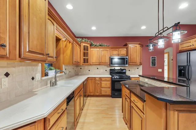 $799,900 | 5240 Brookestone Drive Northeast, Rockford, MI 49341