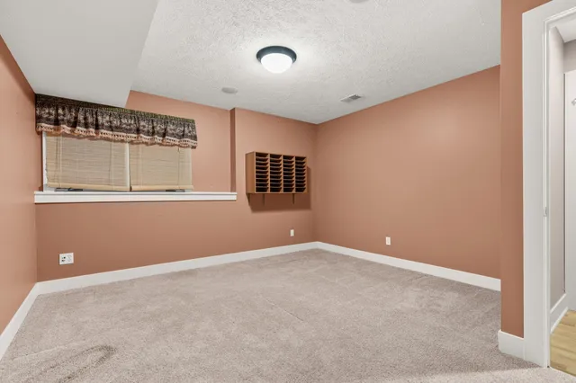 $799,900 | 5240 Brookestone Drive Northeast, Rockford, MI 49341