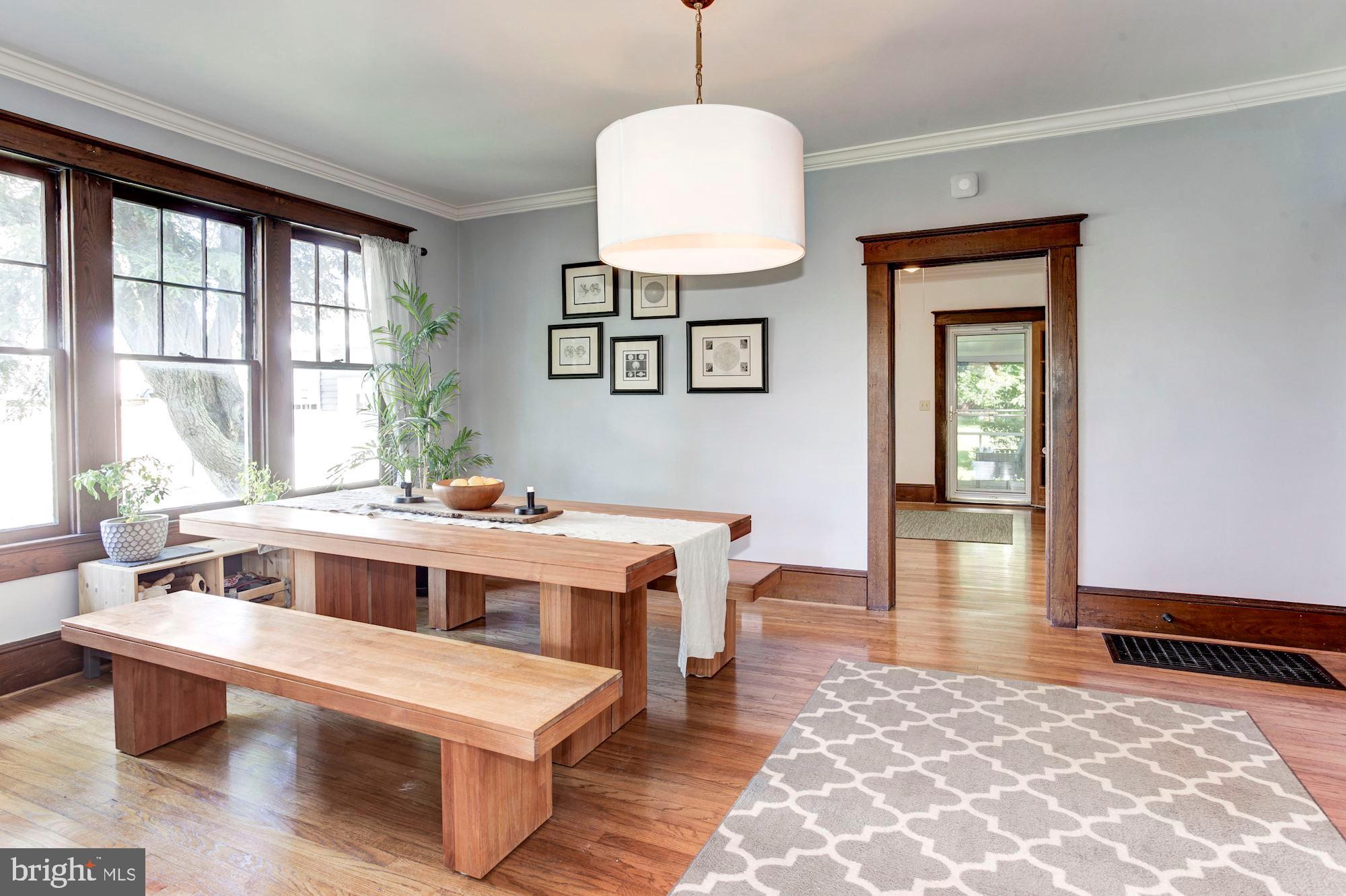 8804 Quarry Road Manassas, VA 20110 - Photo 22 of 60 Light and Bright Windows