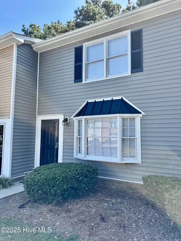 $1,400 | 100 David Drive, Unit E12, Greenville, NC 27858