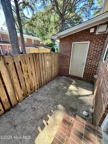 $1,400 | 100 David Drive, Unit E12, Greenville, NC 27858