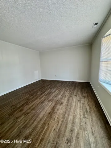 $1,400 | 100 David Drive, Unit E12, Greenville, NC 27858