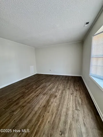 $1,400 | 100 David Drive, Unit E12, Greenville, NC 27858