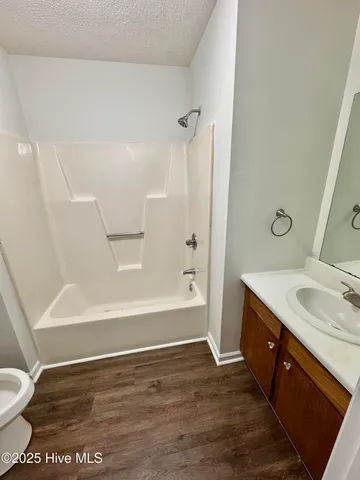 $1,400 | 100 David Drive, Unit E12, Greenville, NC 27858