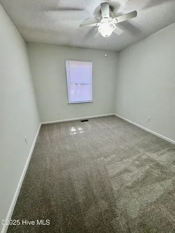 $1,400 | 100 David Drive, Unit E12, Greenville, NC 27858