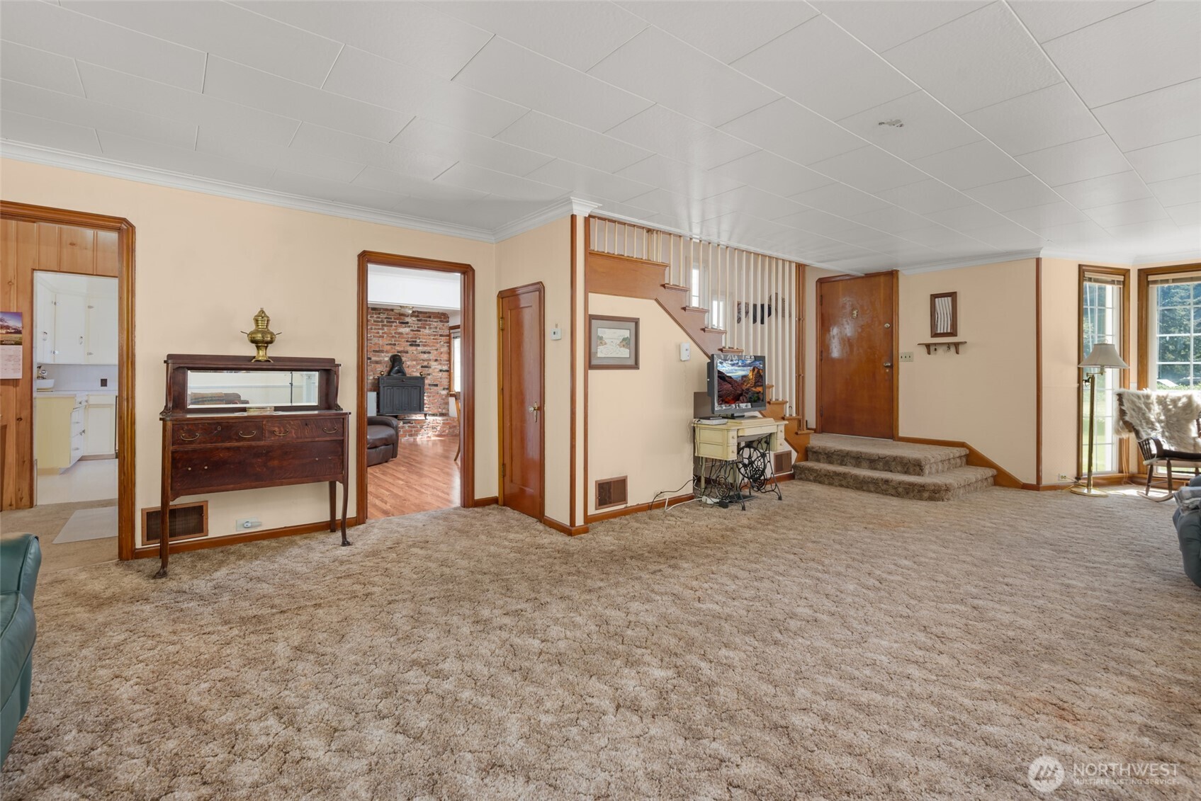 2750 Torpedo Road Oak Harbor, WA 98277 - Photo 7 of 40