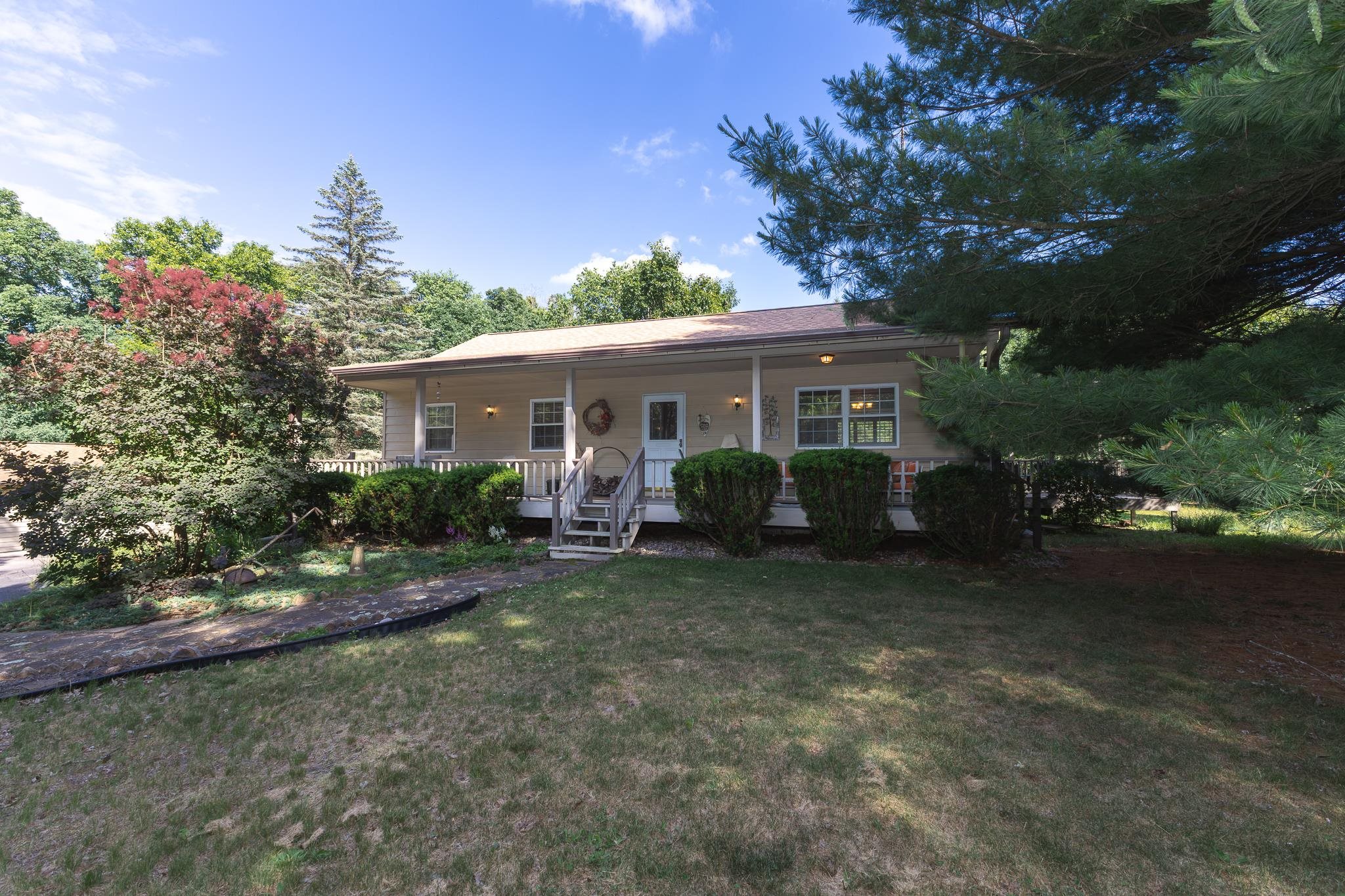 S3255 Buckhorn Road Reedsburg, WI 53959 - Photo 2 of 34