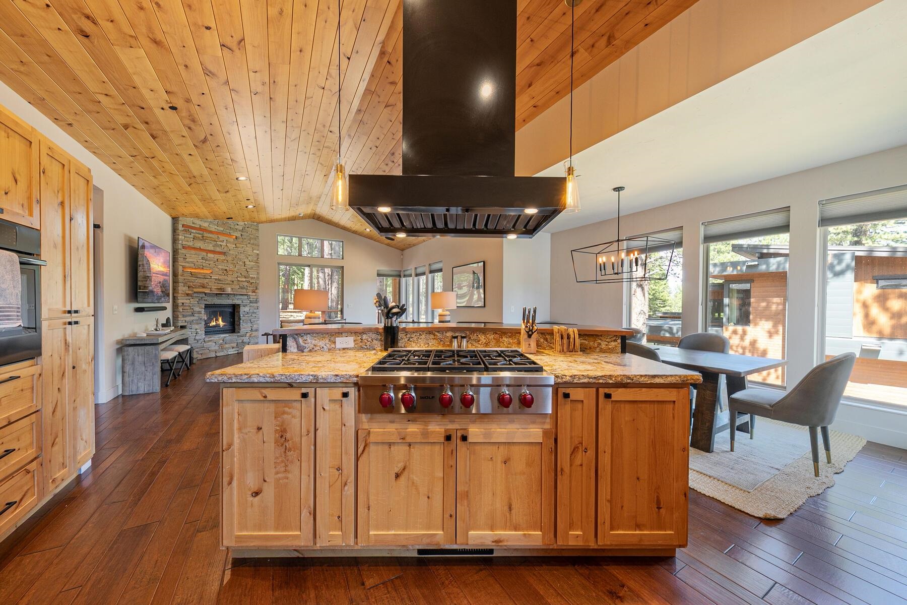 11260 Ghirard Road Truckee, CA 96161 - Photo 12 of 28