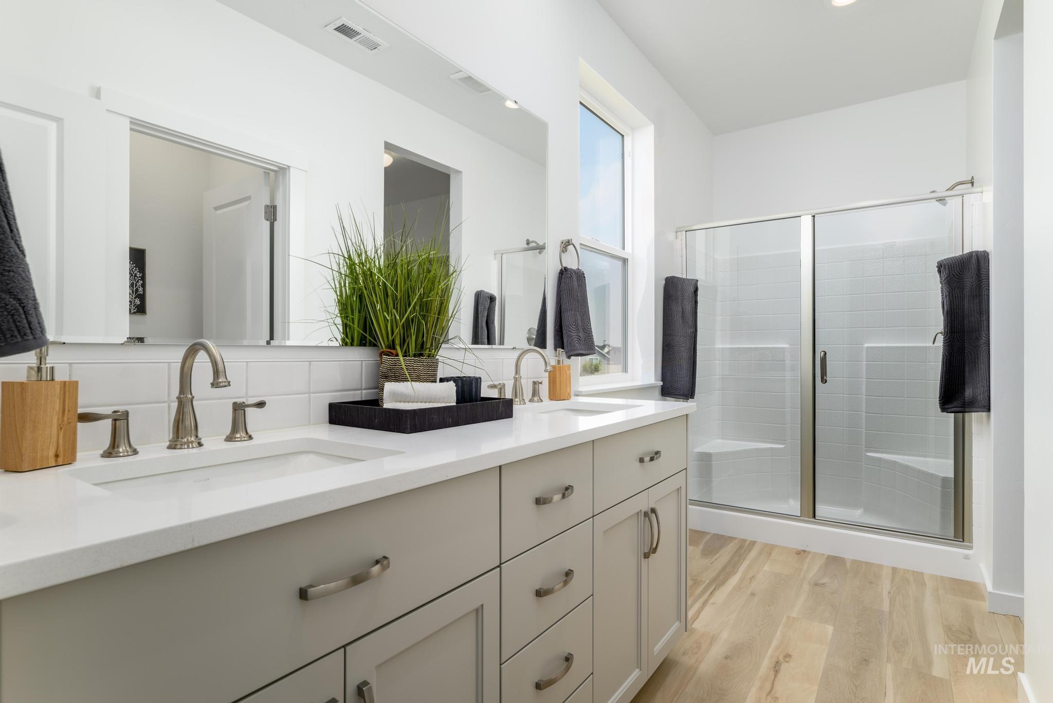 1330 West Regency Rdg Drive Meridian, ID 83642 - Photo 10 of 17