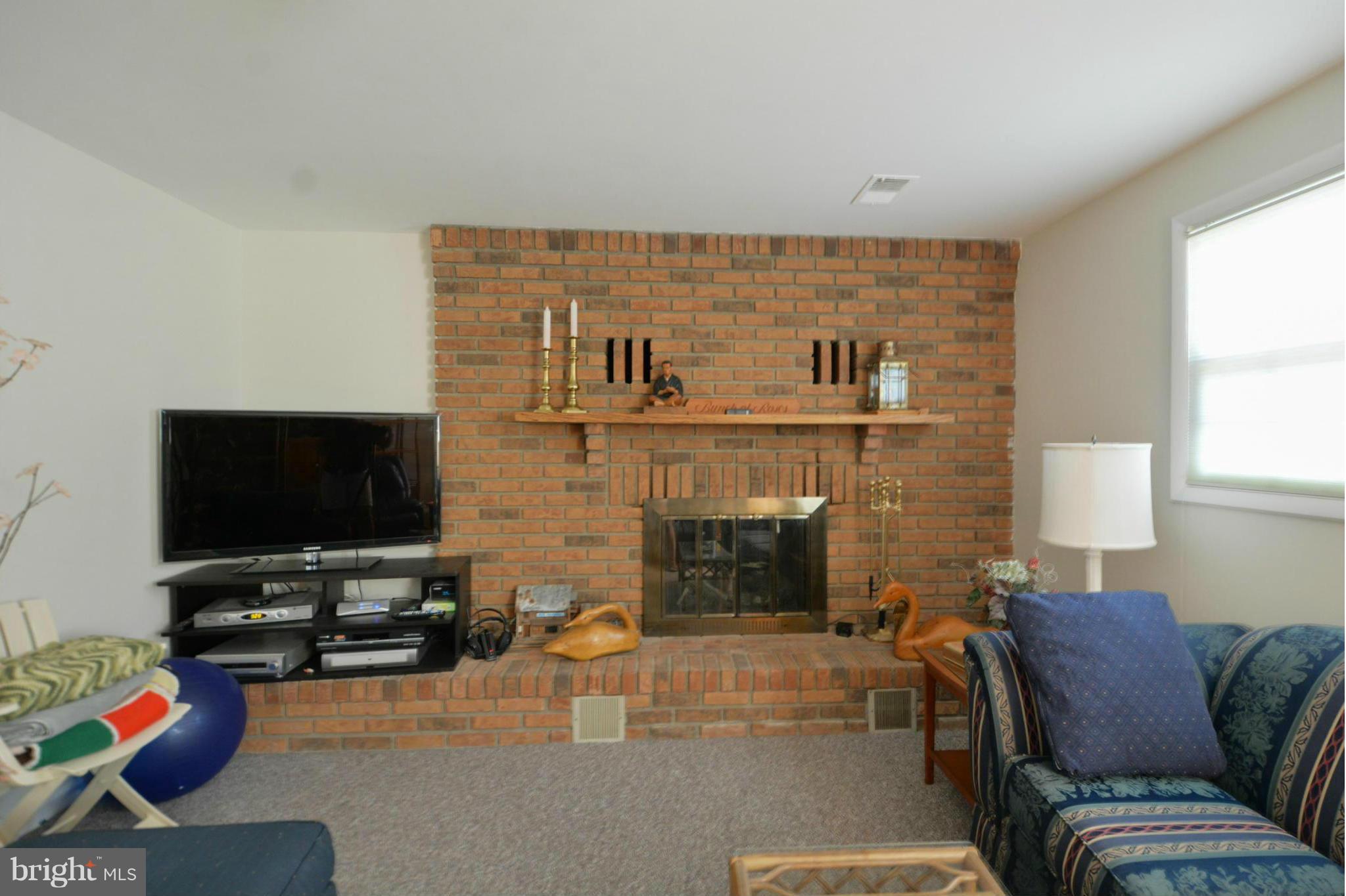 6216 Tyner Street Springfield, VA 22152 - Photo 22 of 30 Rec Room