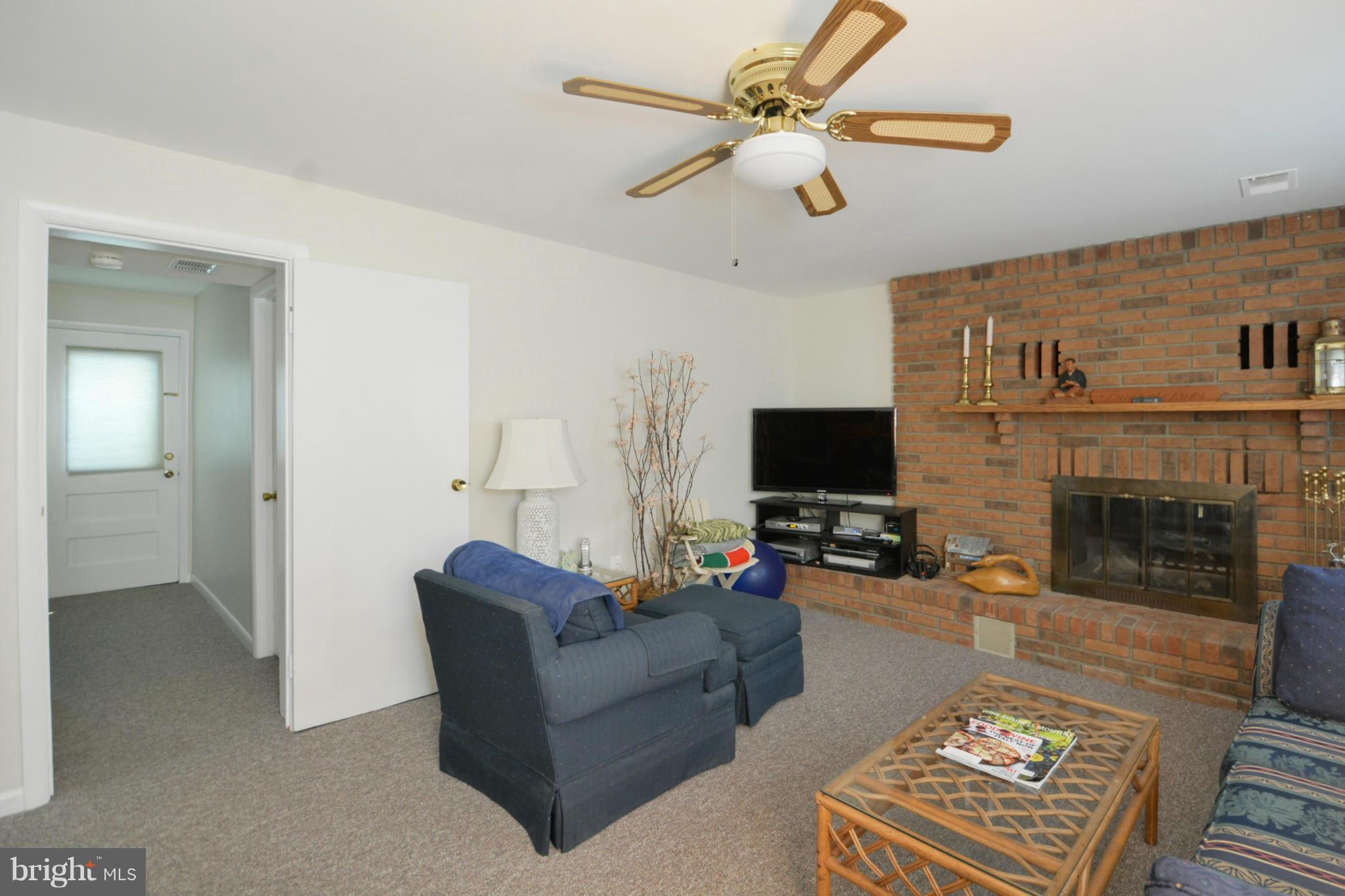 6216 Tyner Street Springfield, VA 22152 - Photo 24 of 30 Rec Room