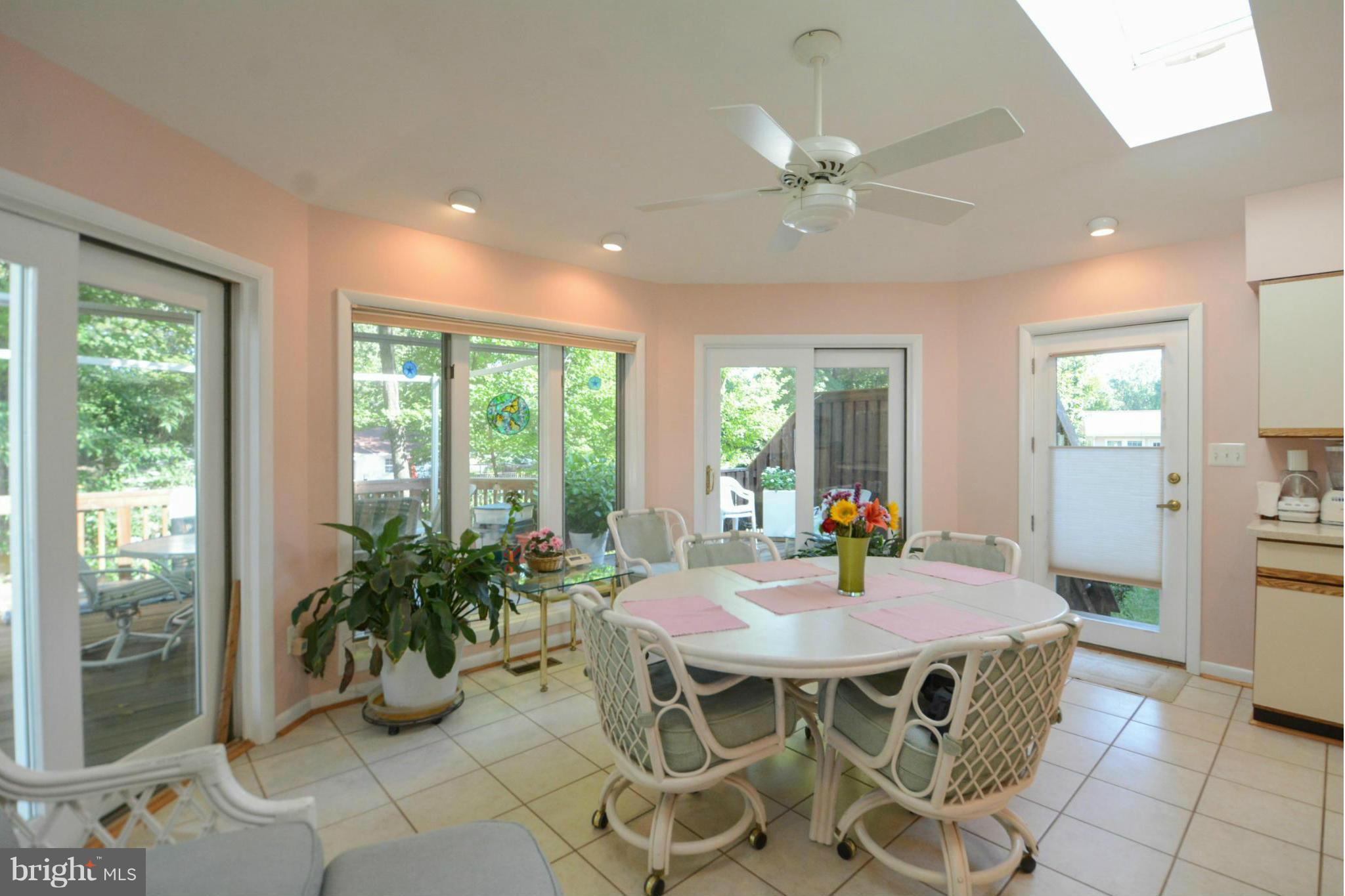 6216 Tyner Street Springfield, VA 22152 - Photo 6 of 30 Sun Room