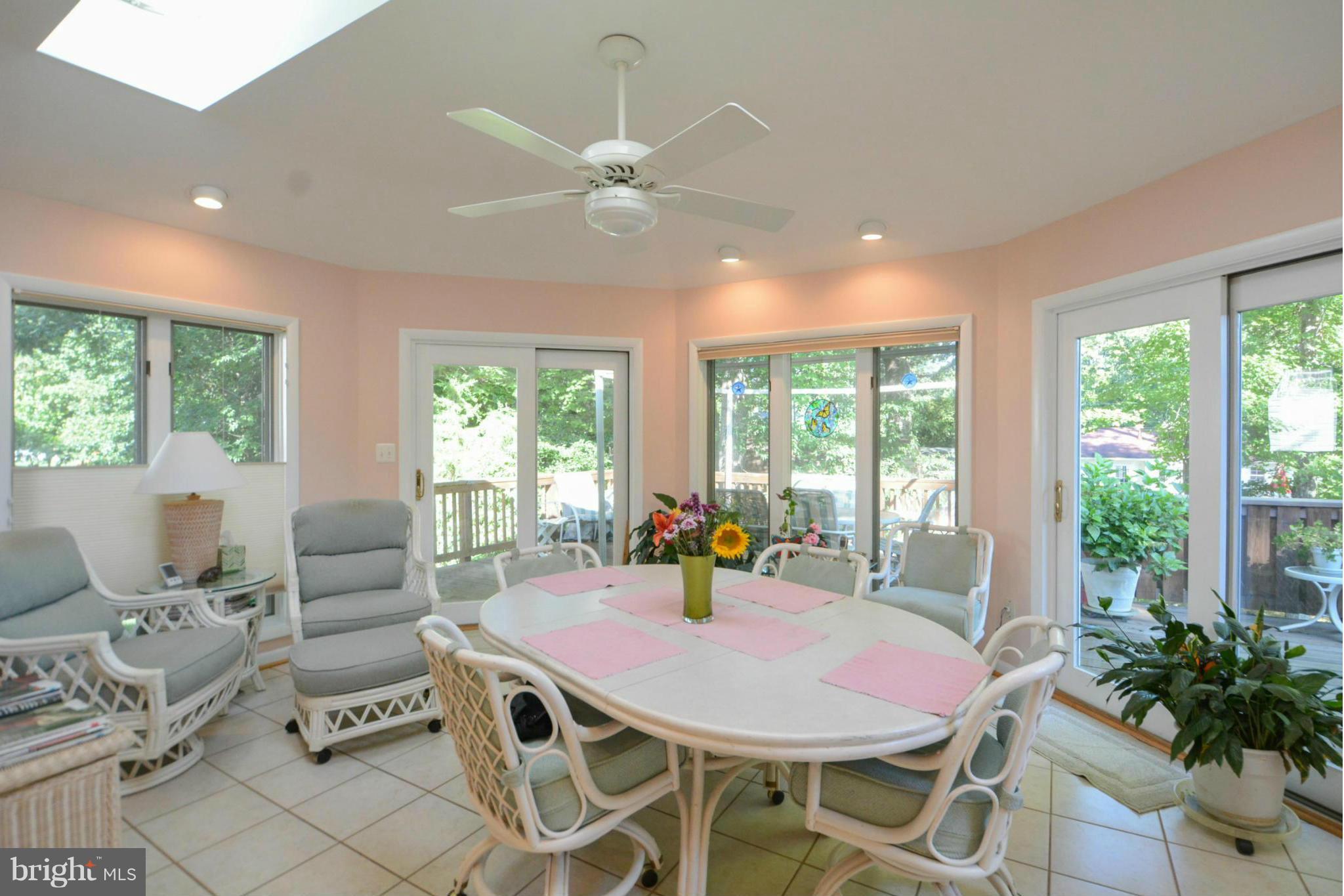 6216 Tyner Street Springfield, VA 22152 - Photo 7 of 30 Sun Room