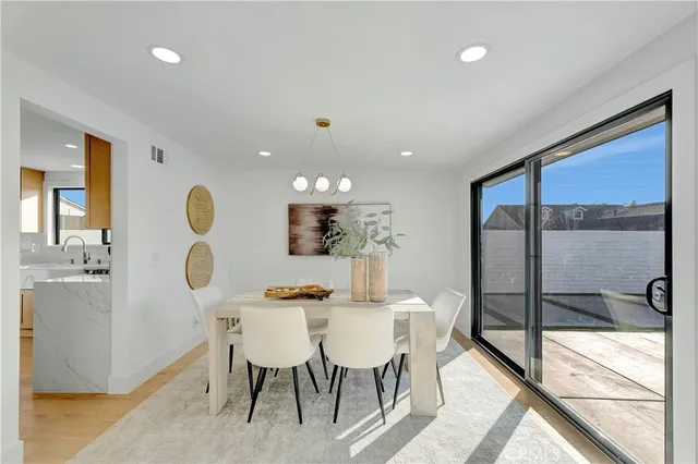 $1,999,000 | 21211 Binghampton Circle, Huntington Beach, CA 92646