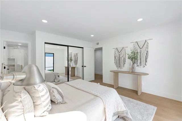 $1,999,000 | 21211 Binghampton Circle, Huntington Beach, CA 92646