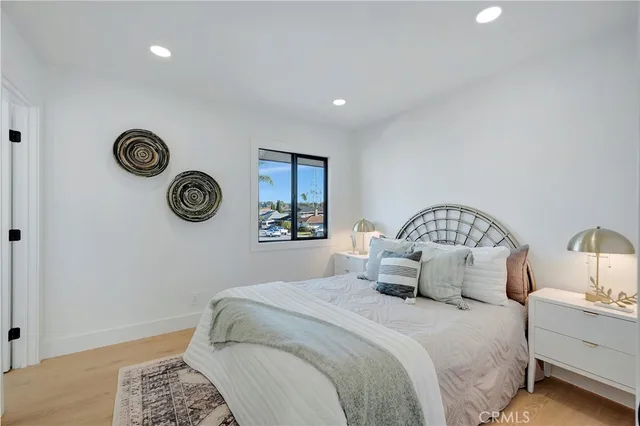 $1,999,000 | 21211 Binghampton Circle, Huntington Beach, CA 92646