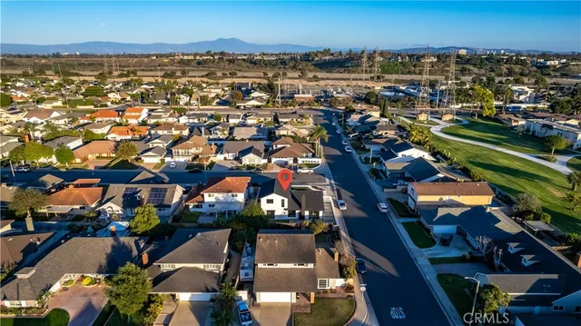 $1,999,000 | 21211 Binghampton Circle, Huntington Beach, CA 92646