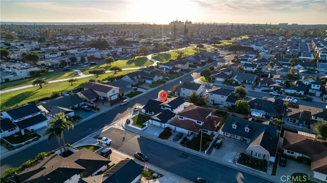 $1,999,000 | 21211 Binghampton Circle, Huntington Beach, CA 92646