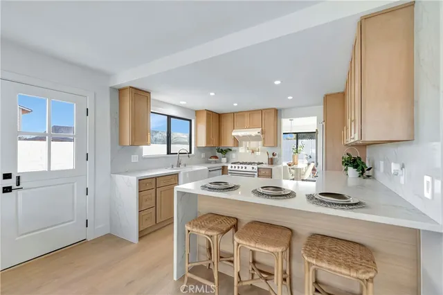 $1,999,000 | 21211 Binghampton Circle, Huntington Beach, CA 92646