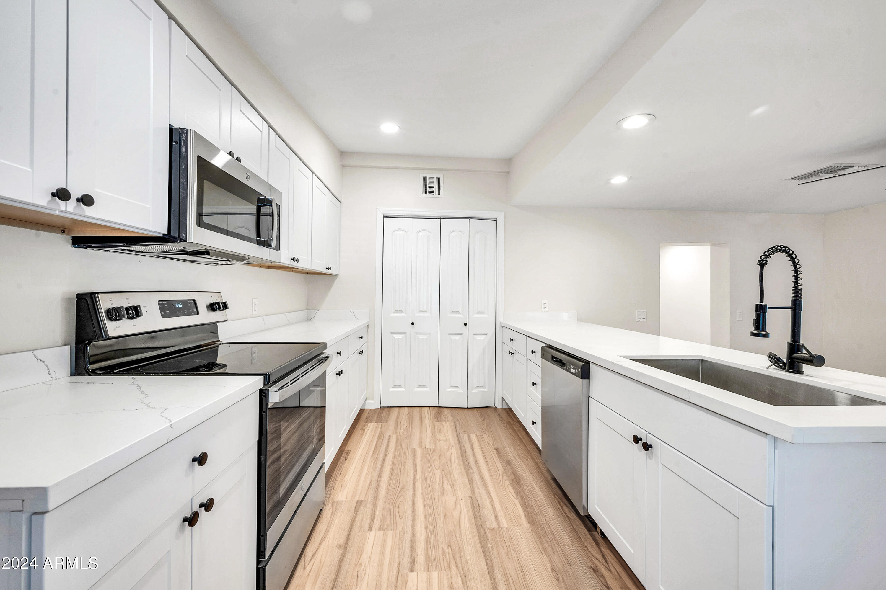 8864 Kellner Canyon Road Globe, AZ 85501 - Photo 10 of 34 8864 S Kellner Canyon Rd-13
