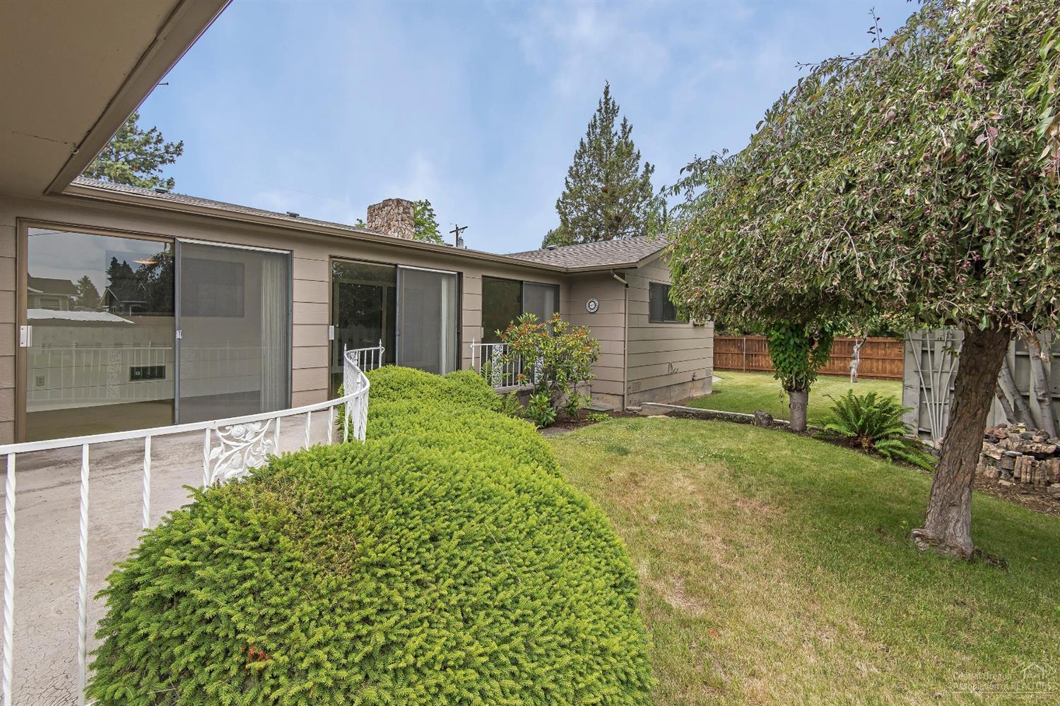 760 Northeast Innes Lane Bend, OR 97701 - Photo 5 of 22 Additional Photo